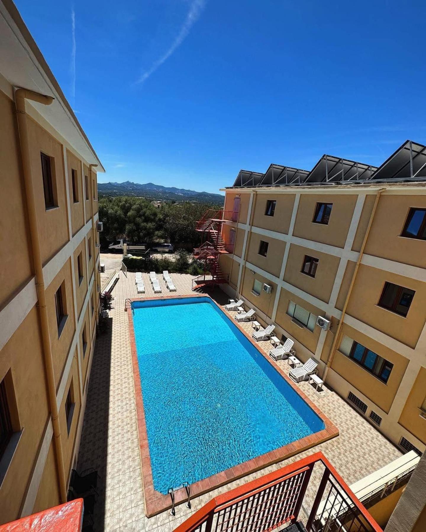 Hotel Citti Arzachena Exterior photo
